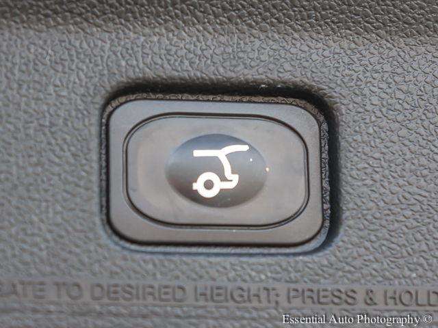 2017 Ford Explorer XLT 4dr SUV